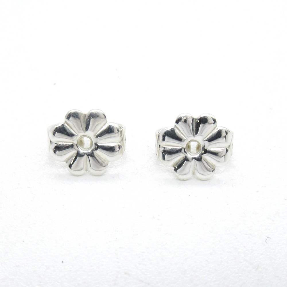 Tiffany Somerset Mesh Earrings Silver - Picture 5 of 5
